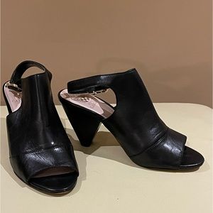Ladies Shoes